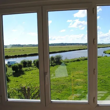 Casa de Férias Les Marais De La Douve *