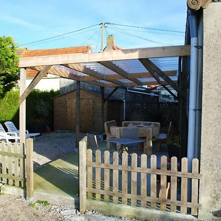 Les Marais De La Douve Casa de Férias *
