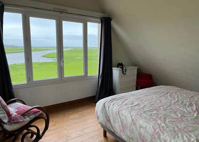 Les Marais De La Douve